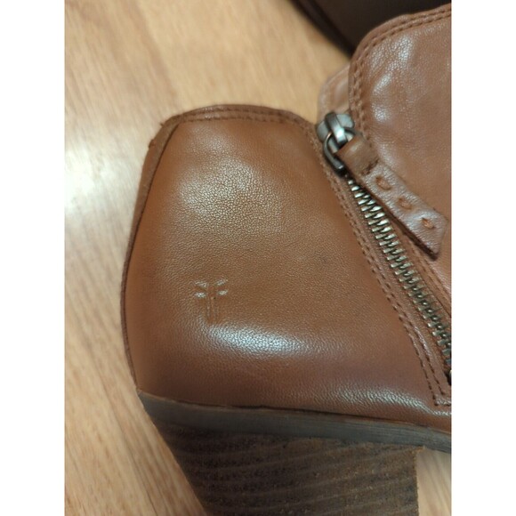 Frye Judith Bootie Boots Womens 8M Cognac Brown Leather Zip Ankle 2.5" Heel - Picture 9 of 12